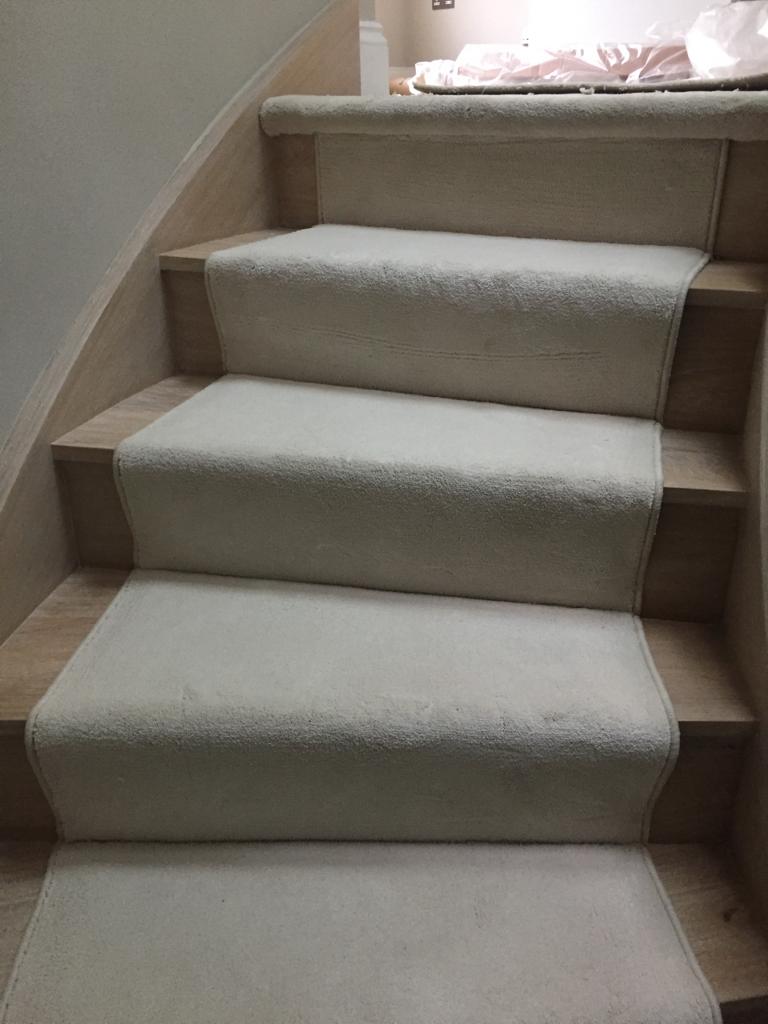 Traditional stair runner